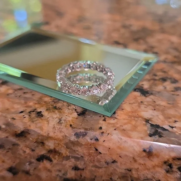 Platinum 2.88 CT Diamond Eternity Band - SZ 6 - Picture 12 of 14